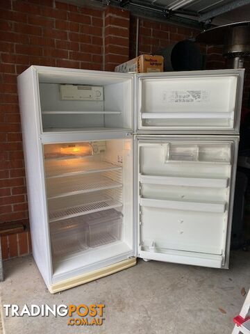Kelvinator Impression Series Refrigerator
