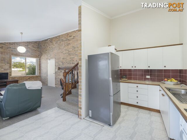 Unit 2/164 Teralba Rd ADAMSTOWN NSW 2289