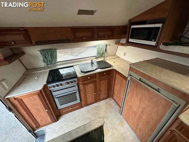COROMAL PRINCETON 702*SINGLE BEDS*ANNEX*SOLAR/BATT*FULL ENSUITE*BARGAIN - photo 4 of 15