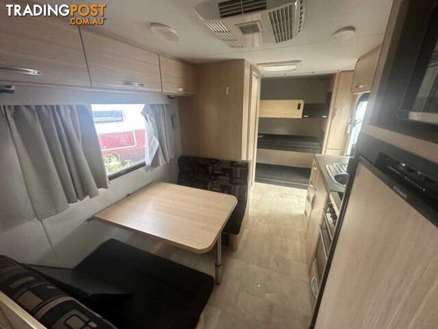 2011 JAYCO STARCRAFT 20.62*TRIPLE BUNKS*AIR COND*FULL ANNEX*TOILET/SHOWER COMBO - photo 5 of 13