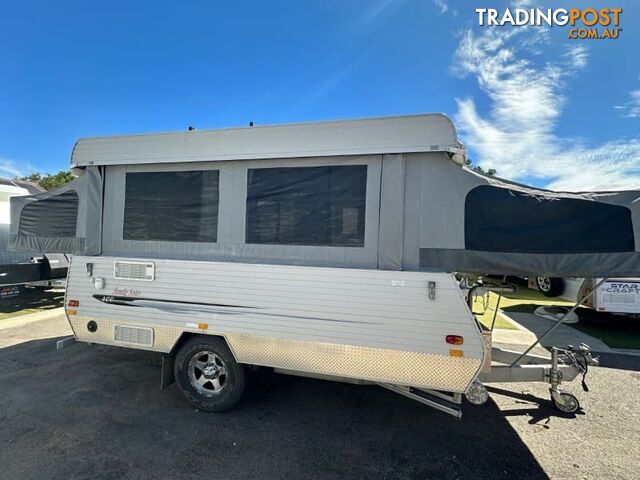 COROMAL 400 FAMILY CAMPER*AIR COND*BATTERY*IMMAC*SLEEPS 6*ANNEX*FIAMMA*OFF RD - photo 2 of 18