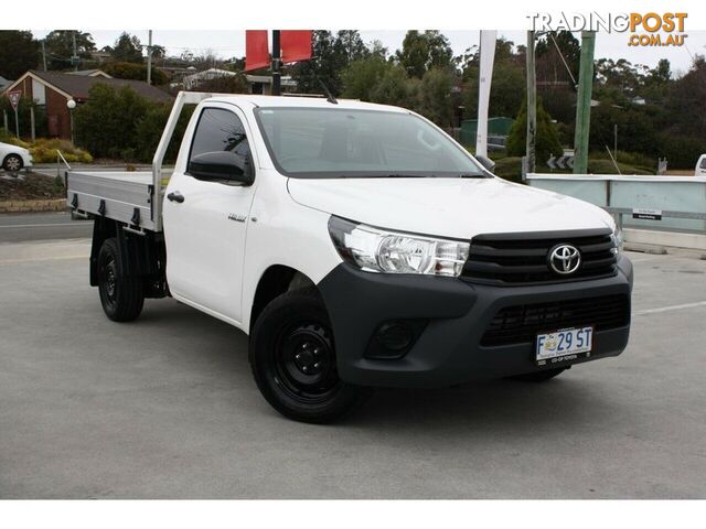 2017 TOYOTA HILUX WORKMATE 4X2 TGN121R CAB CHASSIS