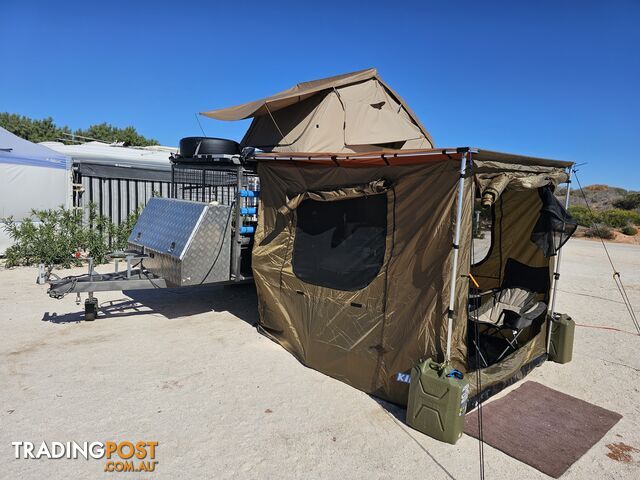 Trailer, Rooftop Tent and Kayak - Camper