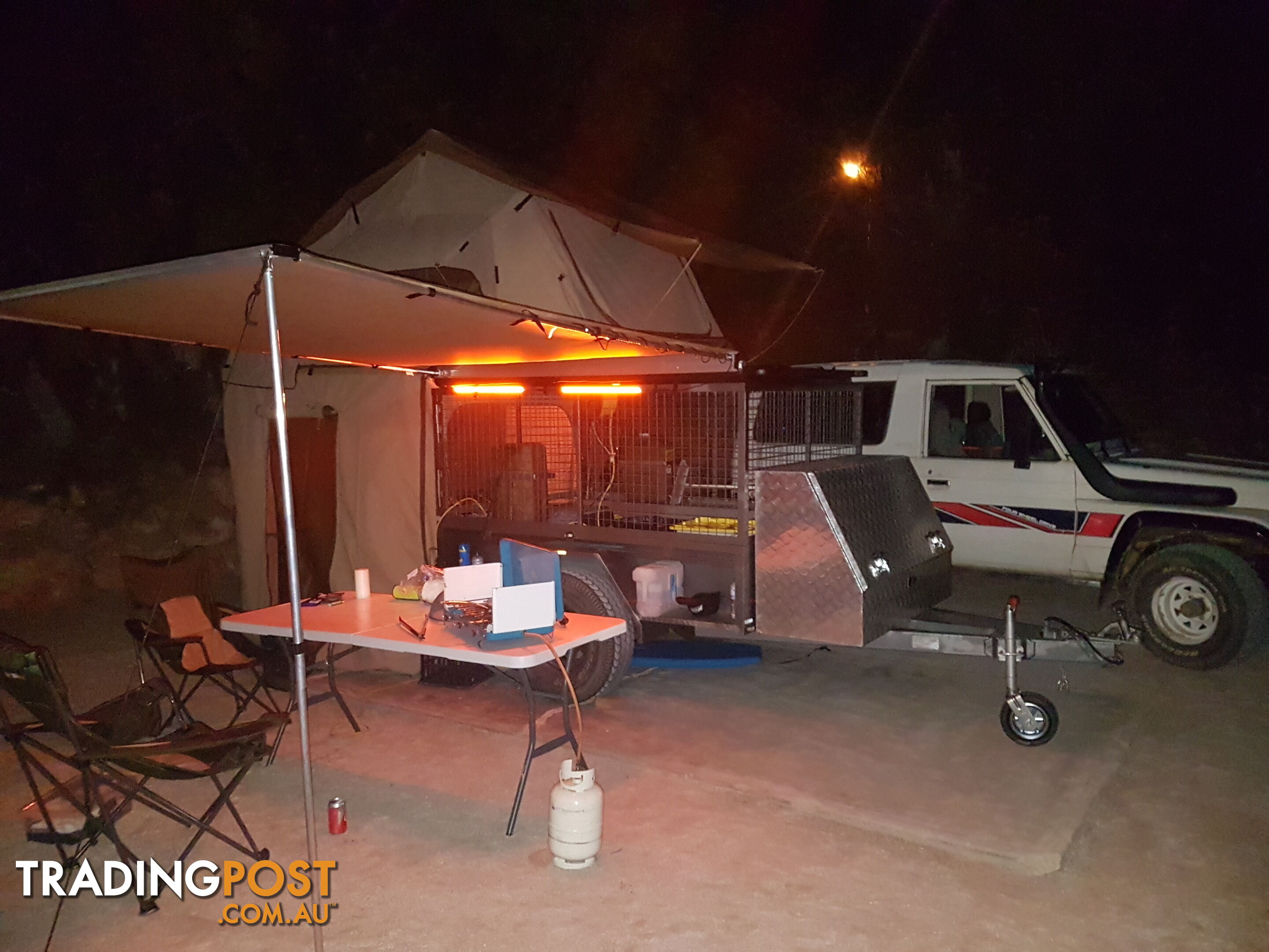 Trailer, Rooftop Tent and Kayak - Camper