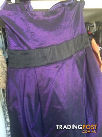 Strapless sweetheart purple cocktail dress - photo 4 of 4
