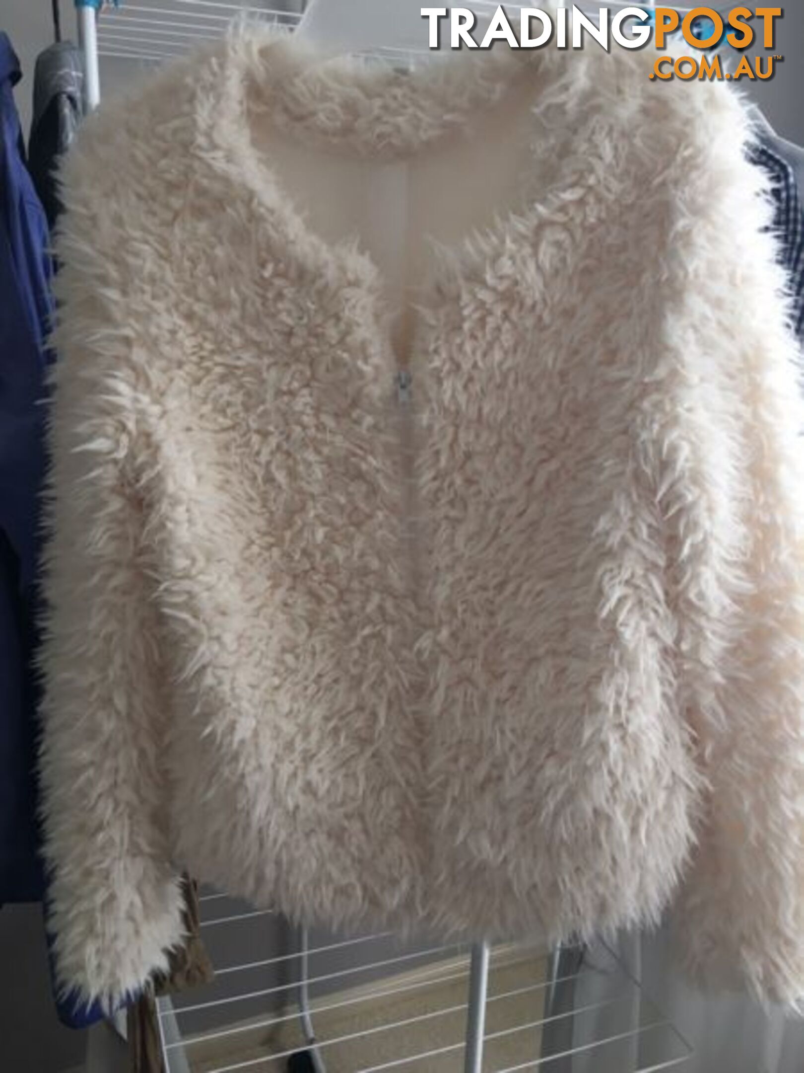 White Fur (fake) Jacket - Dress up