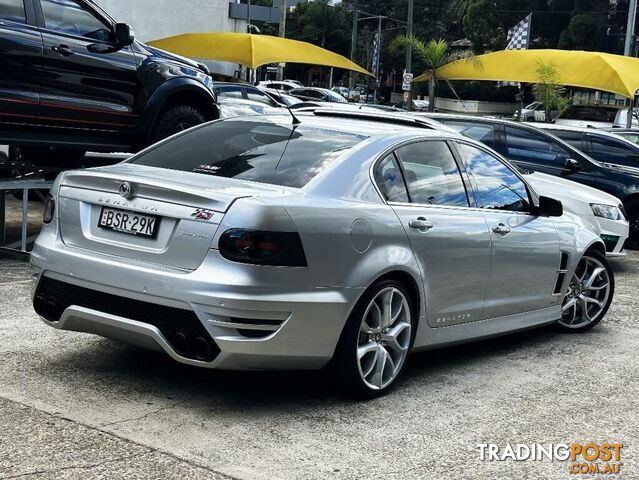 2010 HSV SENATOR SIGNATURE E2 SERIES SEDAN, 4 DOORS, 5 SEATS