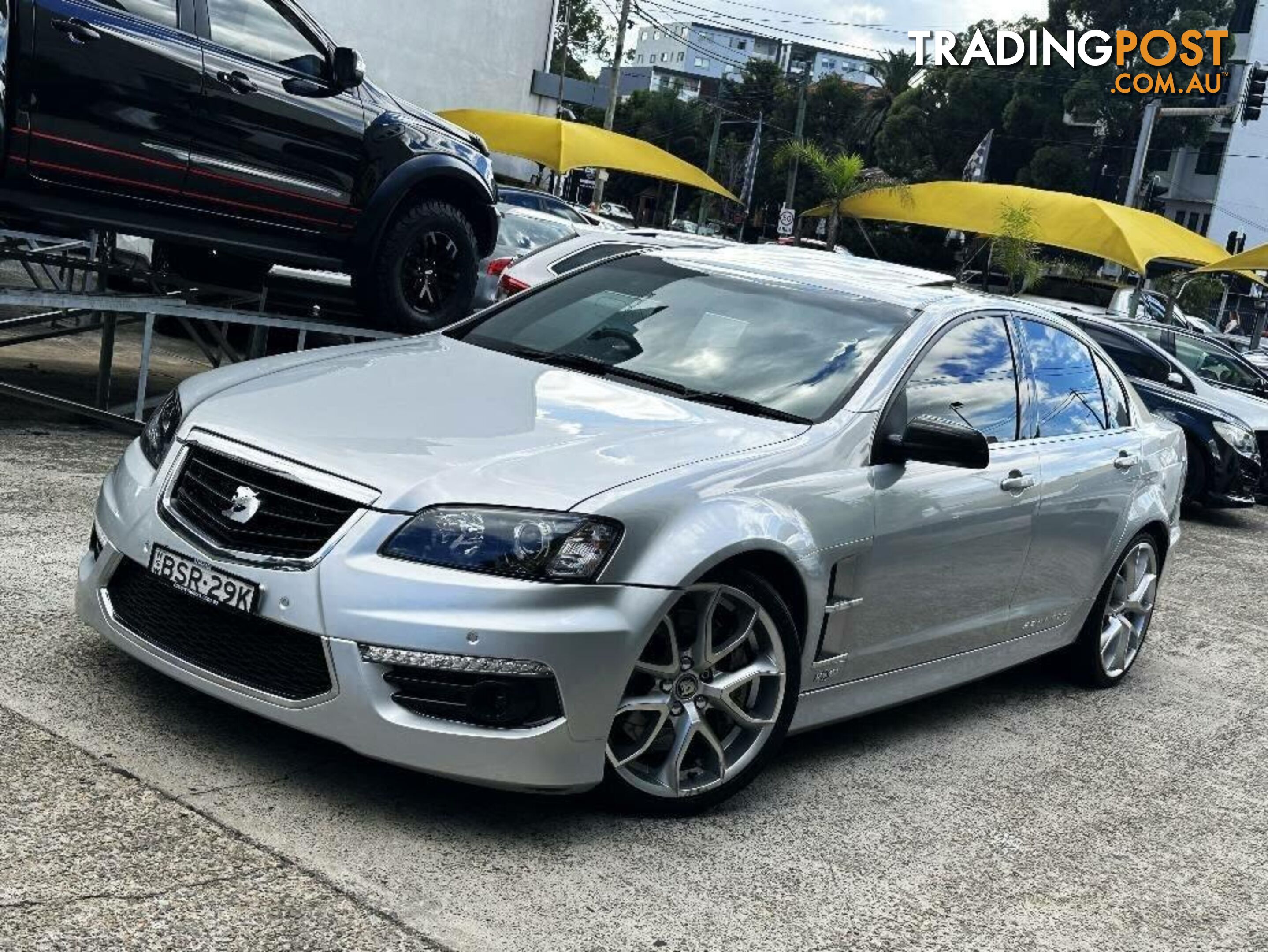 2010 HSV SENATOR SIGNATURE E2 SERIES SEDAN, 4 DOORS, 5 SEATS