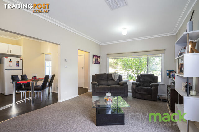 1 & 2/493 Prune Street Lavington NSW 2641