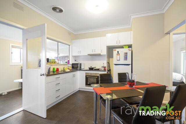 1 & 2/493 Prune Street Lavington NSW 2641