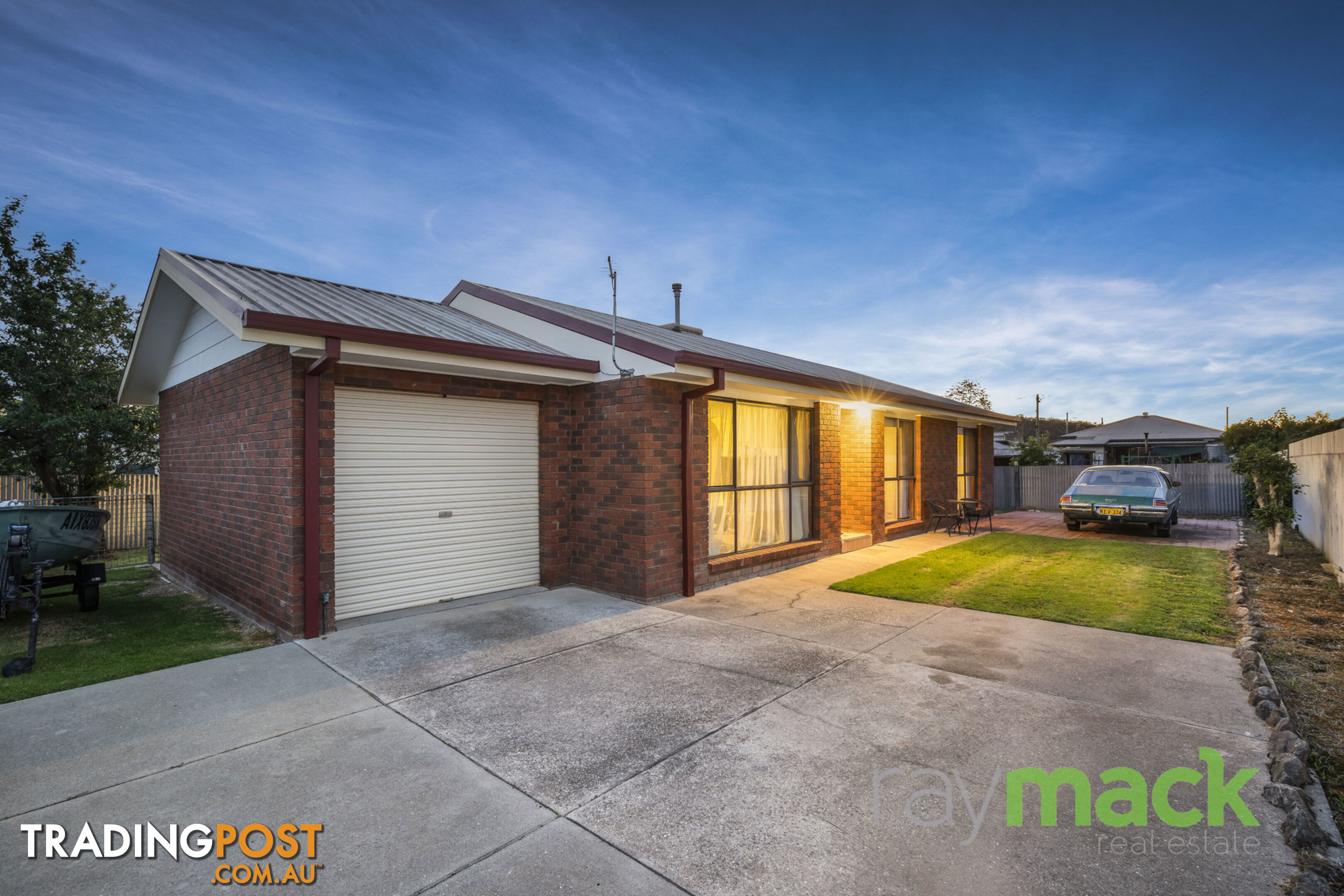 1 & 2/493 Prune Street Lavington NSW 2641