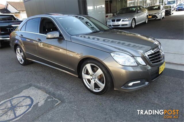 2009 MERCEDES-BENZ E220 CDIAVANTGARDE 212 4D SEDAN