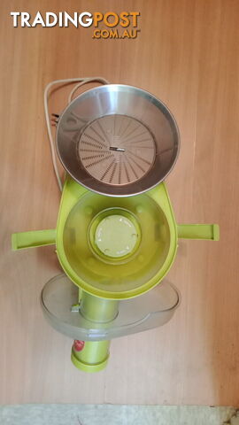 juicer food processor