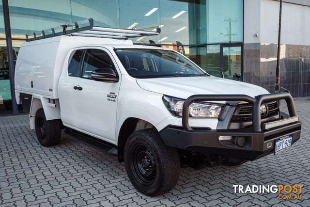2022 TOYOTA HILUX SR GUN126R 4X4 DUAL RANGE EXTENDED CAB CAB CHASSIS