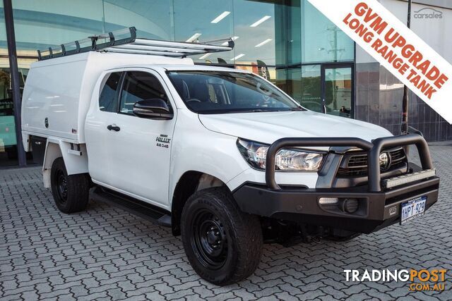 2022 TOYOTA HILUX SR GUN126R 4X4 DUAL RANGE EXTENDED CAB CAB CHASSIS