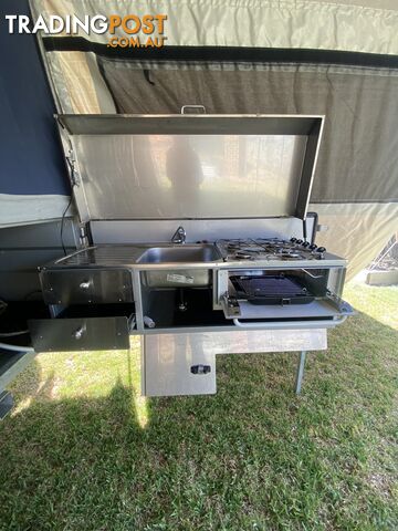 2013 Johnno's Camper Trailers OFF ROAD DELUXE