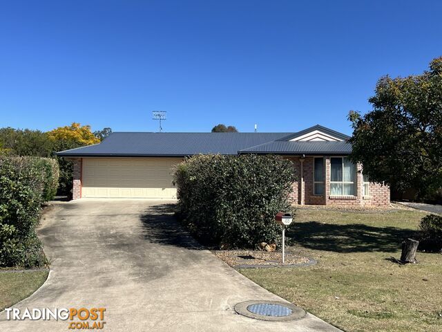 40 Grant Crescent WONDAI QLD 4606