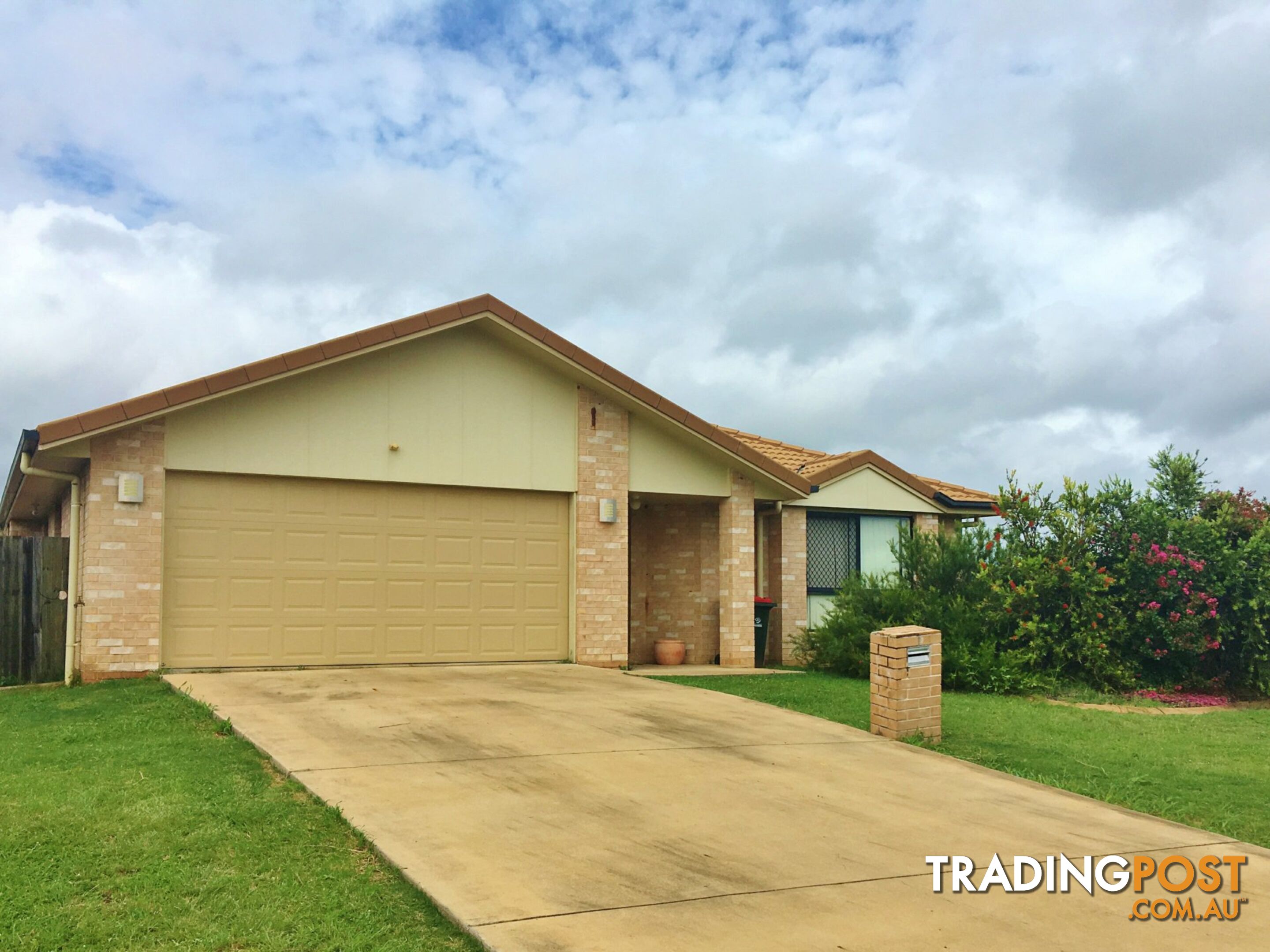 2 Oasis Drive KINGAROY QLD 4610