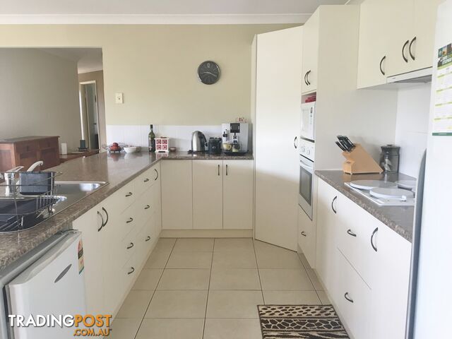 2 Pine Court KINGAROY QLD 4610