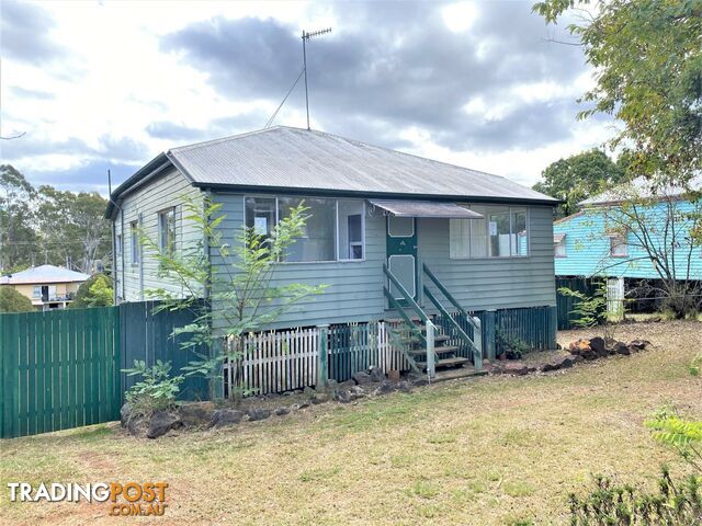 53 Edward Street WONDAI QLD 4606