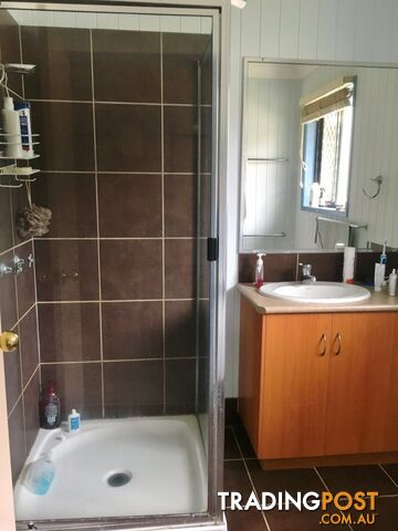 Unit 1/4 Summers Court KINGAROY QLD 4610