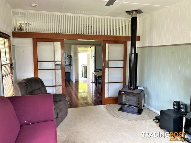 51 Knight street KINGAROY QLD 4610