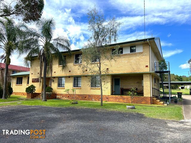 24 Albert Street KINGAROY QLD 4610