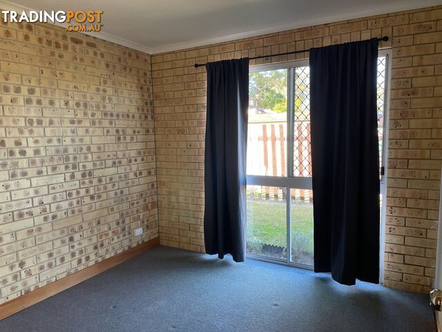 Unit 8/88 Walter Road KINGAROY QLD 4610