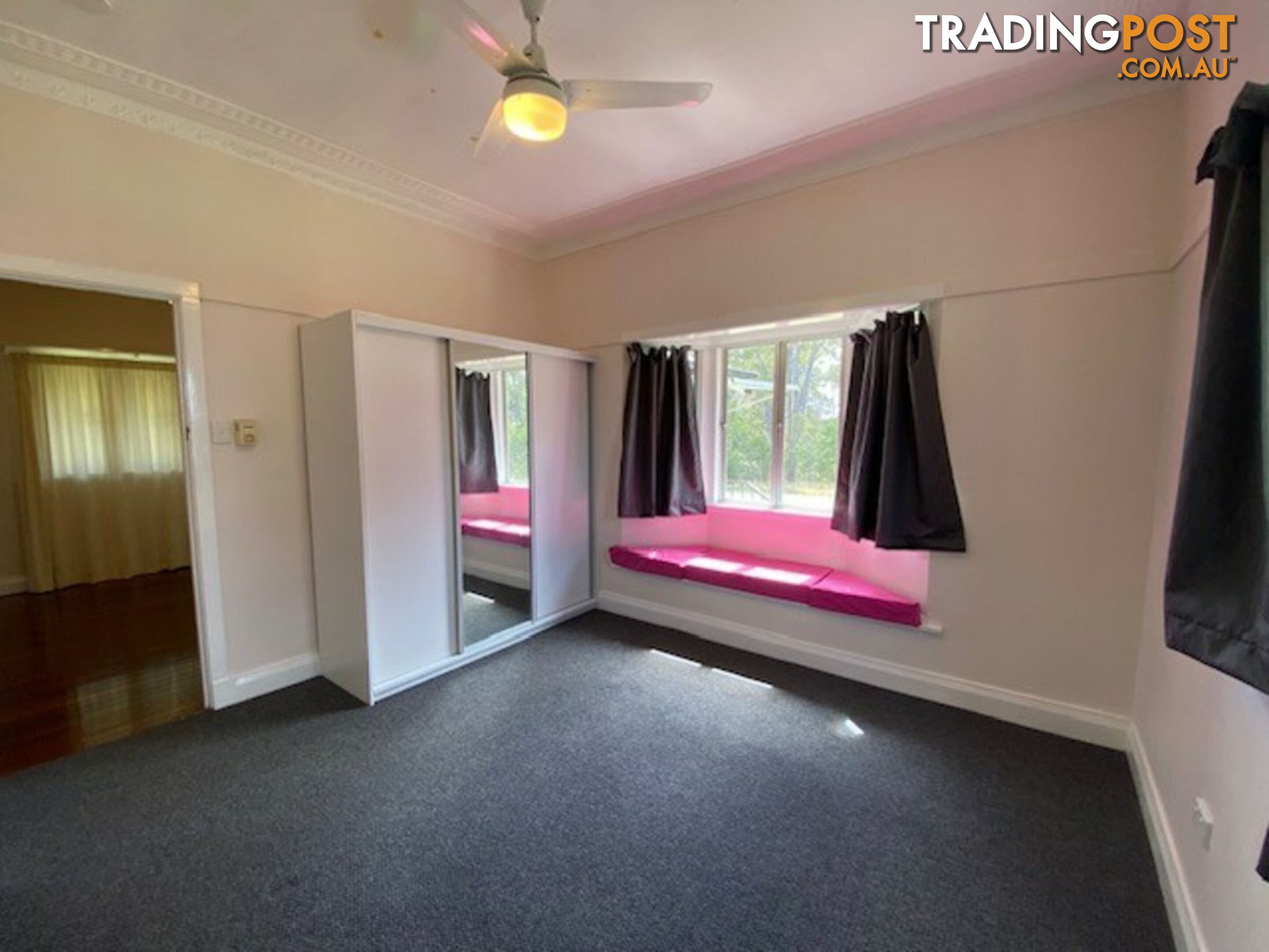 28 Edward street WONDAI QLD 4606