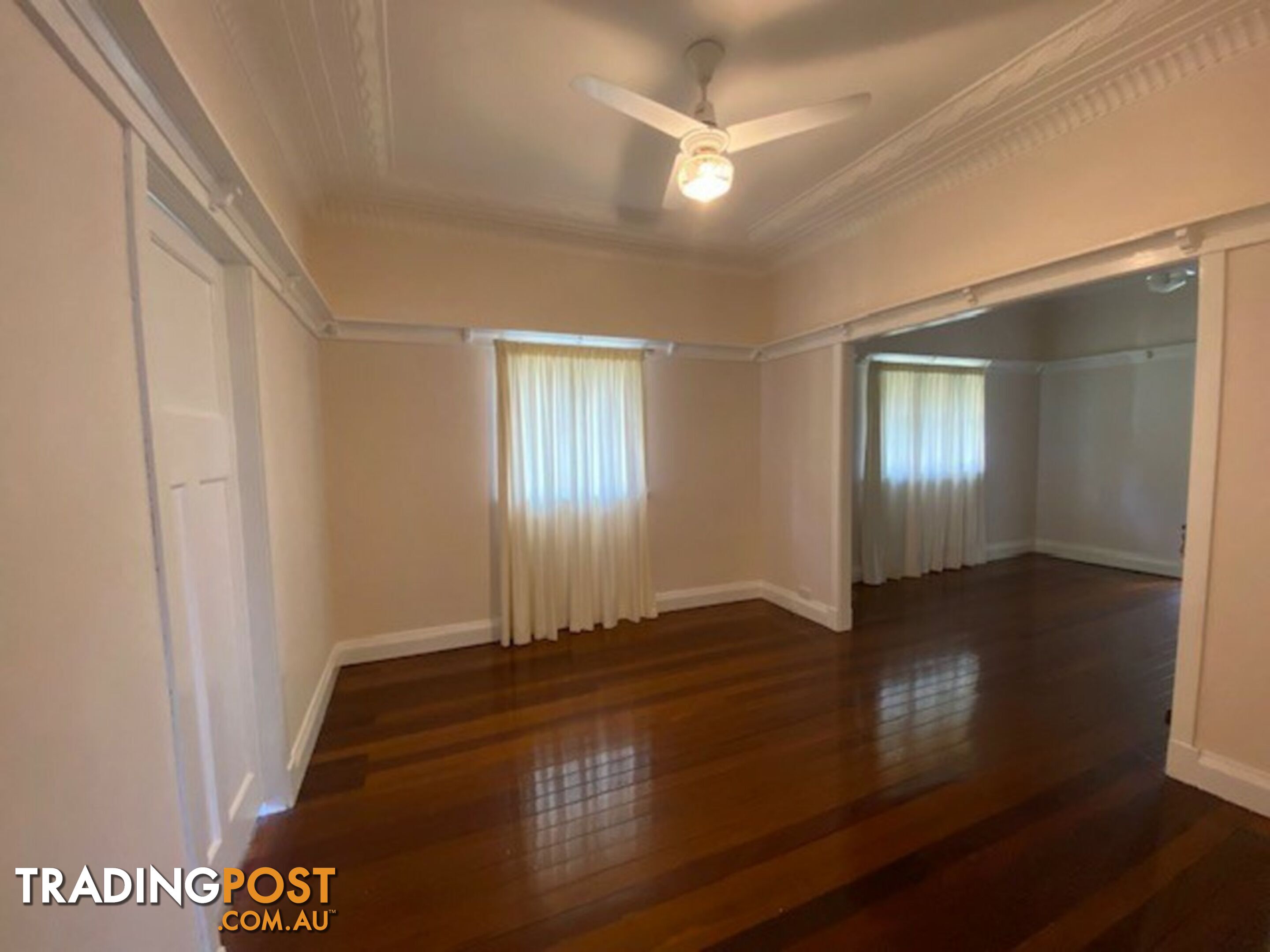 28 Edward street WONDAI QLD 4606