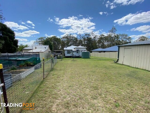 28 Edward street WONDAI QLD 4606