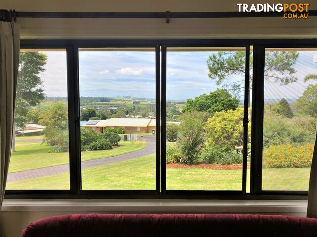 10 Kathy Street KINGAROY QLD 4610