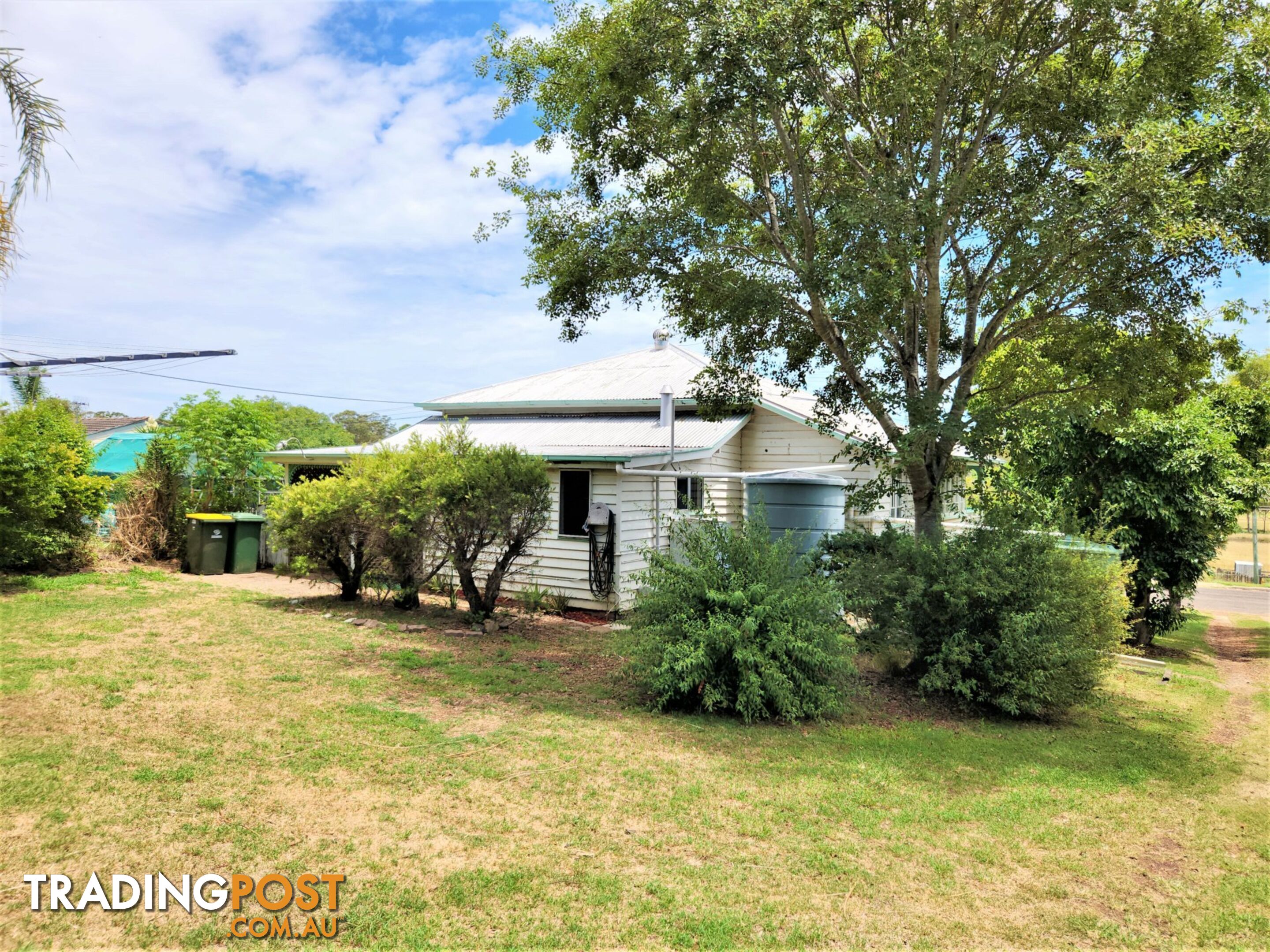 52 EDWARD  STREET WONDAI QLD 4606