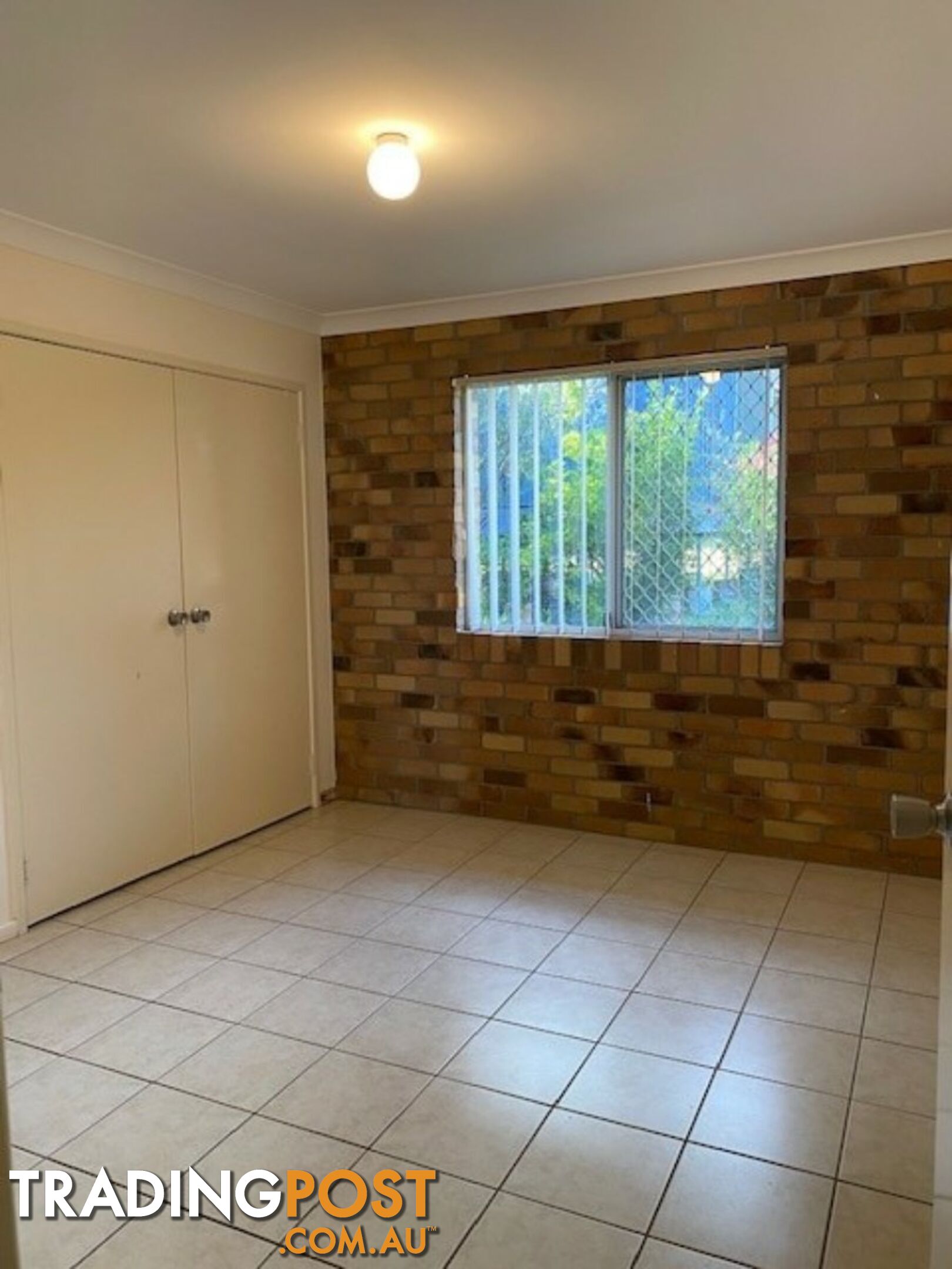 Unit 1/35 Pring street WONDAI QLD 4606