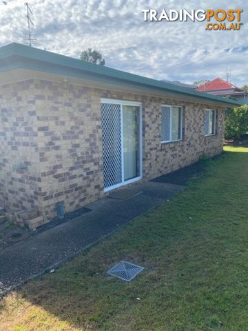 Unit 1/35 Pring street WONDAI QLD 4606