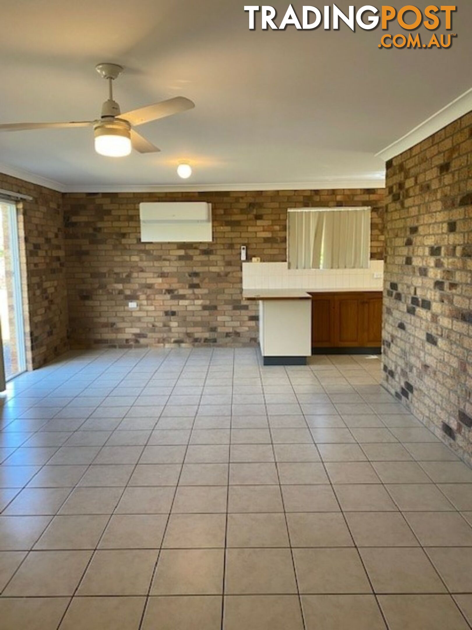 Unit 1/35 Pring street WONDAI QLD 4606