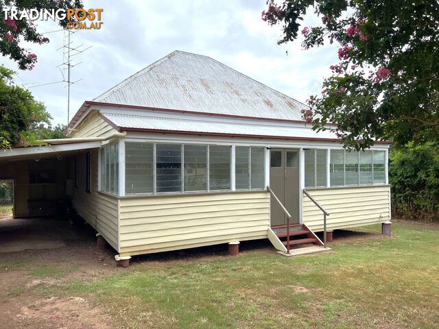 83 Pring st WONDAI QLD 4606