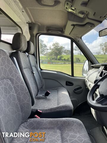 2008 Renault Master Van Automatic