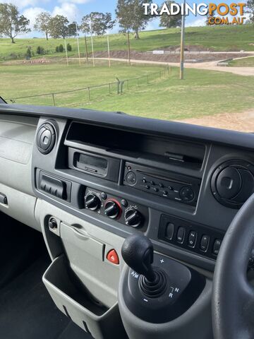 2008 Renault Master Van Automatic