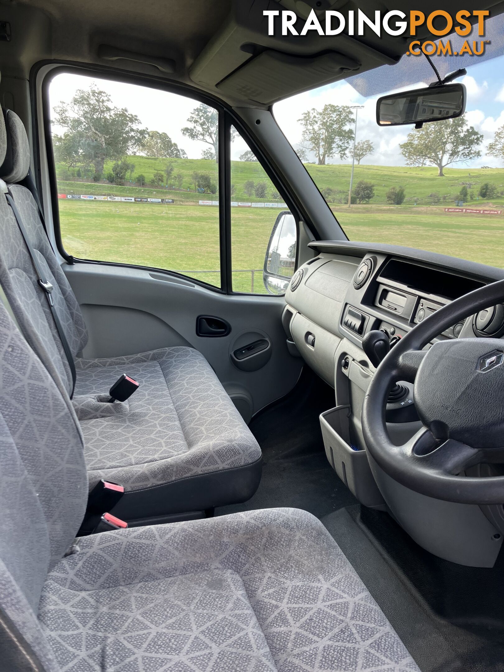 2008 Renault Master Van Automatic