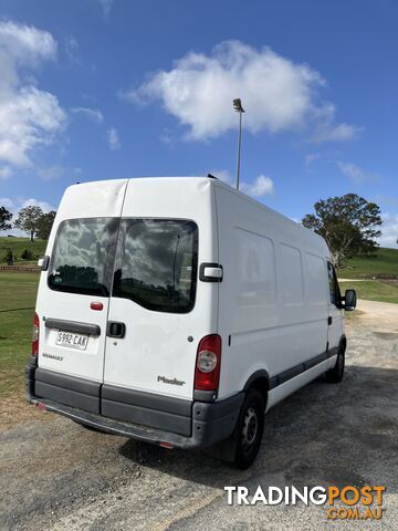 2008 Renault Master Van Automatic