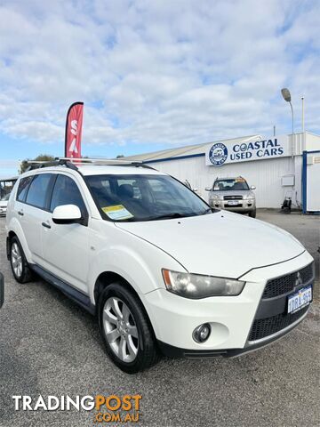2011 ZHMY11 LS FWD 4D WAGON
