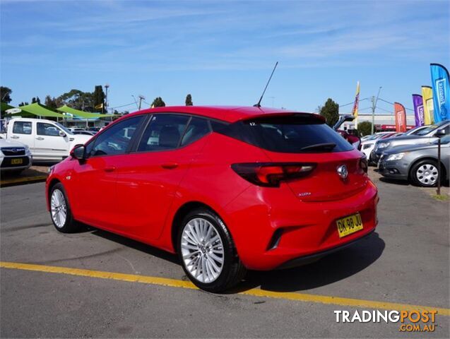 2017 HOLDEN ASTRA R BKMY17,5 5D HATCHBACK