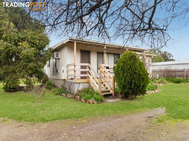 206 High Street BROADFORD VIC 3658