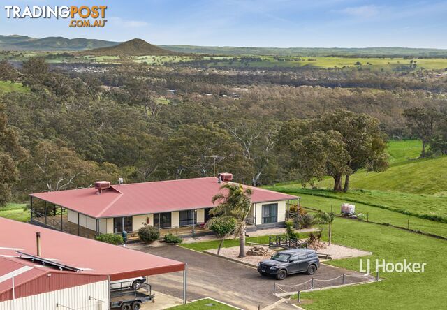 25 Elliotts Road BROADFORD VIC 3658