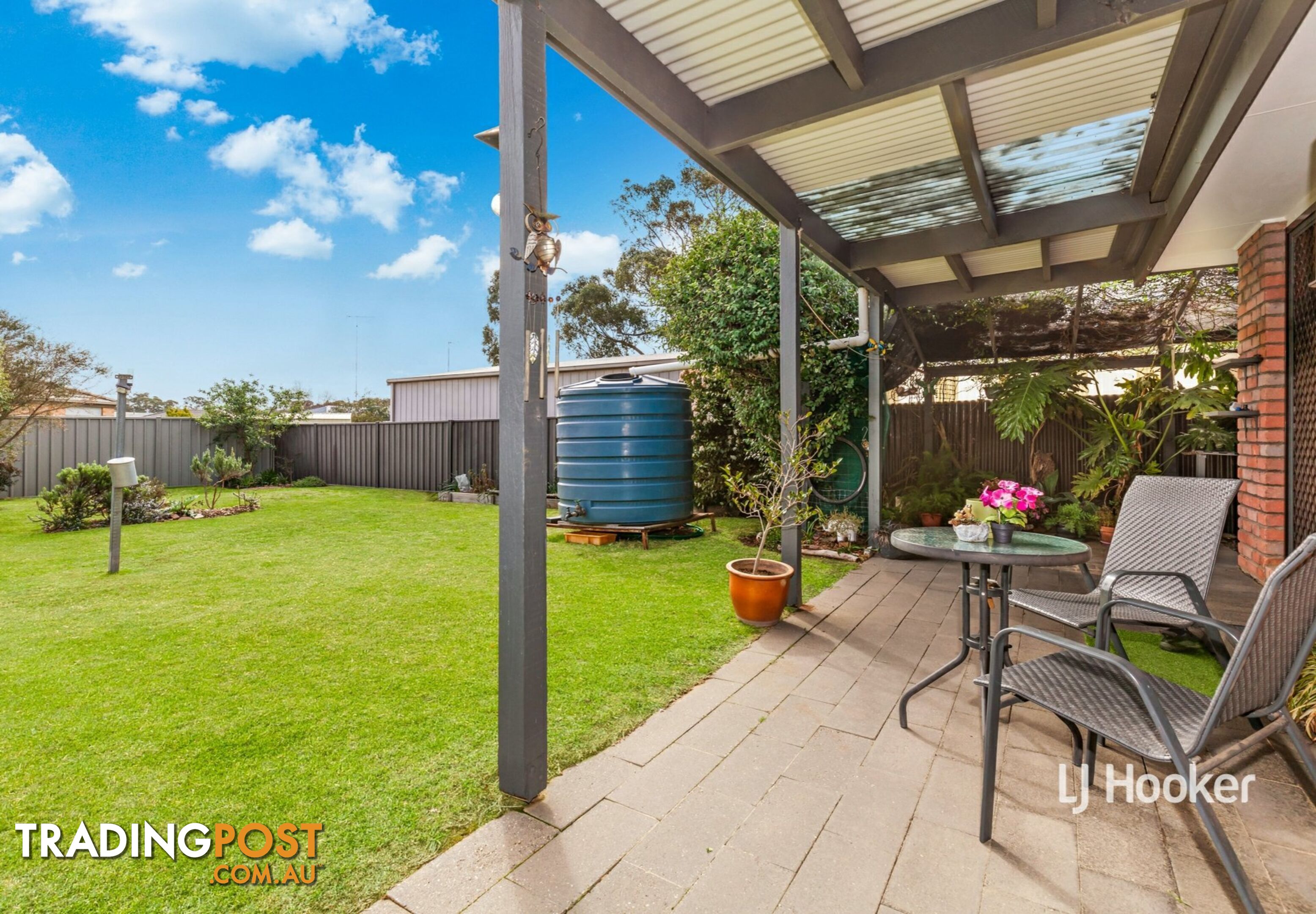 8 Dean Drive BROADFORD VIC 3658