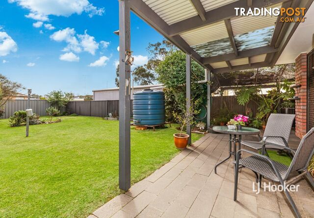 8 Dean Drive BROADFORD VIC 3658