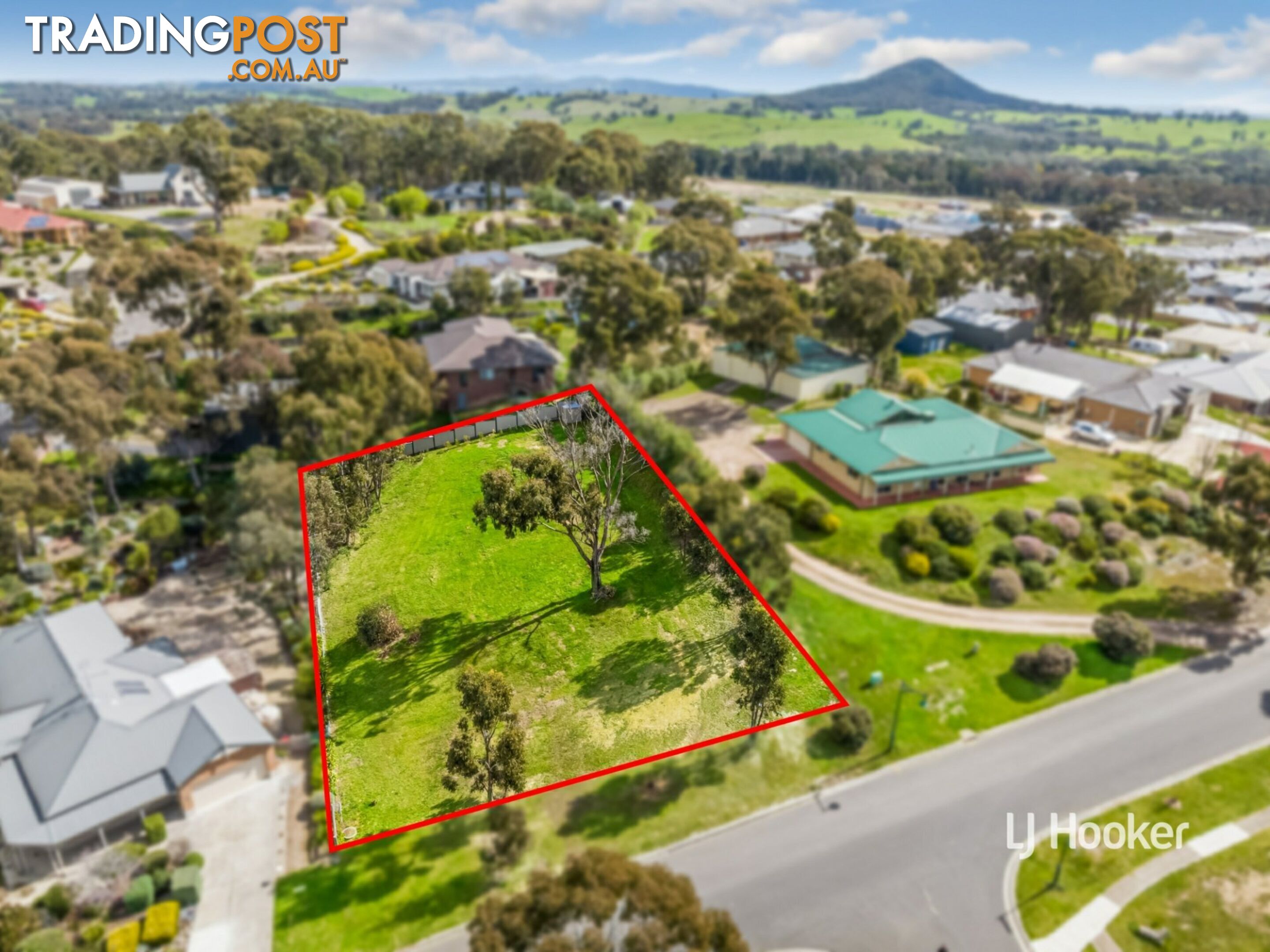 10 Lakeview Drive BROADFORD VIC 3658