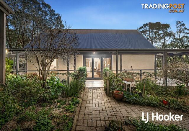 14 Baden Drive HEATHCOTE JUNCTION VIC 3758 - photo 2 of 25