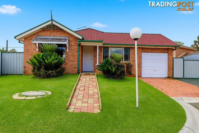 27 Haywood Close WETHERILL PARK NSW 2164